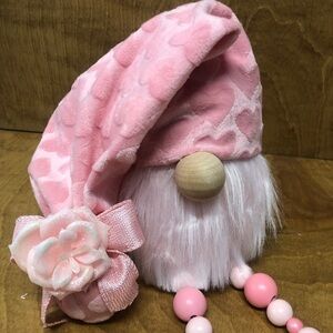 Luscious Pink Hearts Gnome Rose Plush Beaded Legs Bow Gift Babe Cave Mother Day